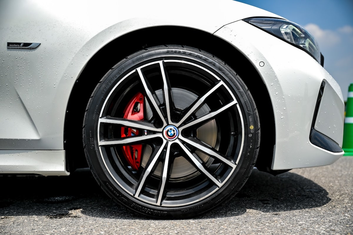 BRIDGESTONE POTENZA Adrenalin RE005: Built for performance drivers